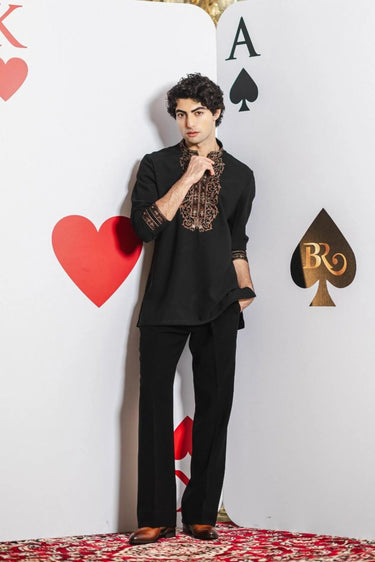 Earth Loom Black Kurta – Black with Aari Thread Embroidery - Bharat Reshma