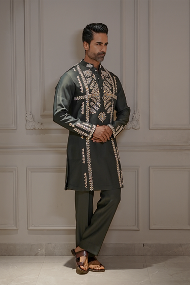 Green Silk Kurta with Mirror and Thread Embroidery - Bharat Reshma