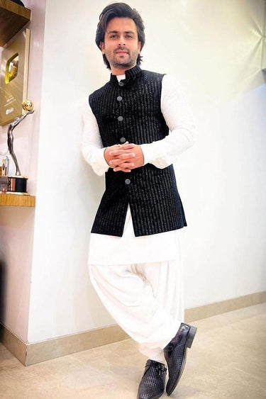 Shoaib Ibrahim in Our Kurta Pajama Waistcoat Set - Bharat Reshma