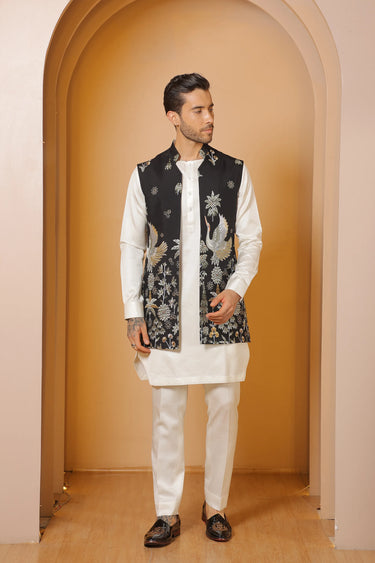Black jungle majesty bundi kurta set - Bharat Reshma