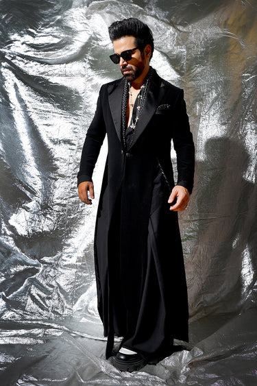 RITHVIK DHANJANI in Our Black Designer Dress for Men - Bharat Reshma