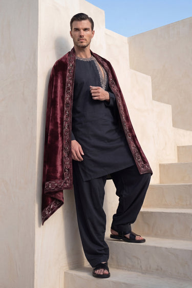 Black Asymmetric Magna Kurta with Regal Crimson Cutdana Velvet Stole