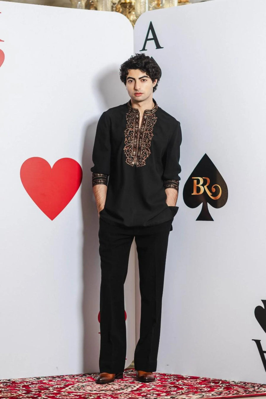 Earth Loom Black Kurta – Black with Aari Thread Embroidery
