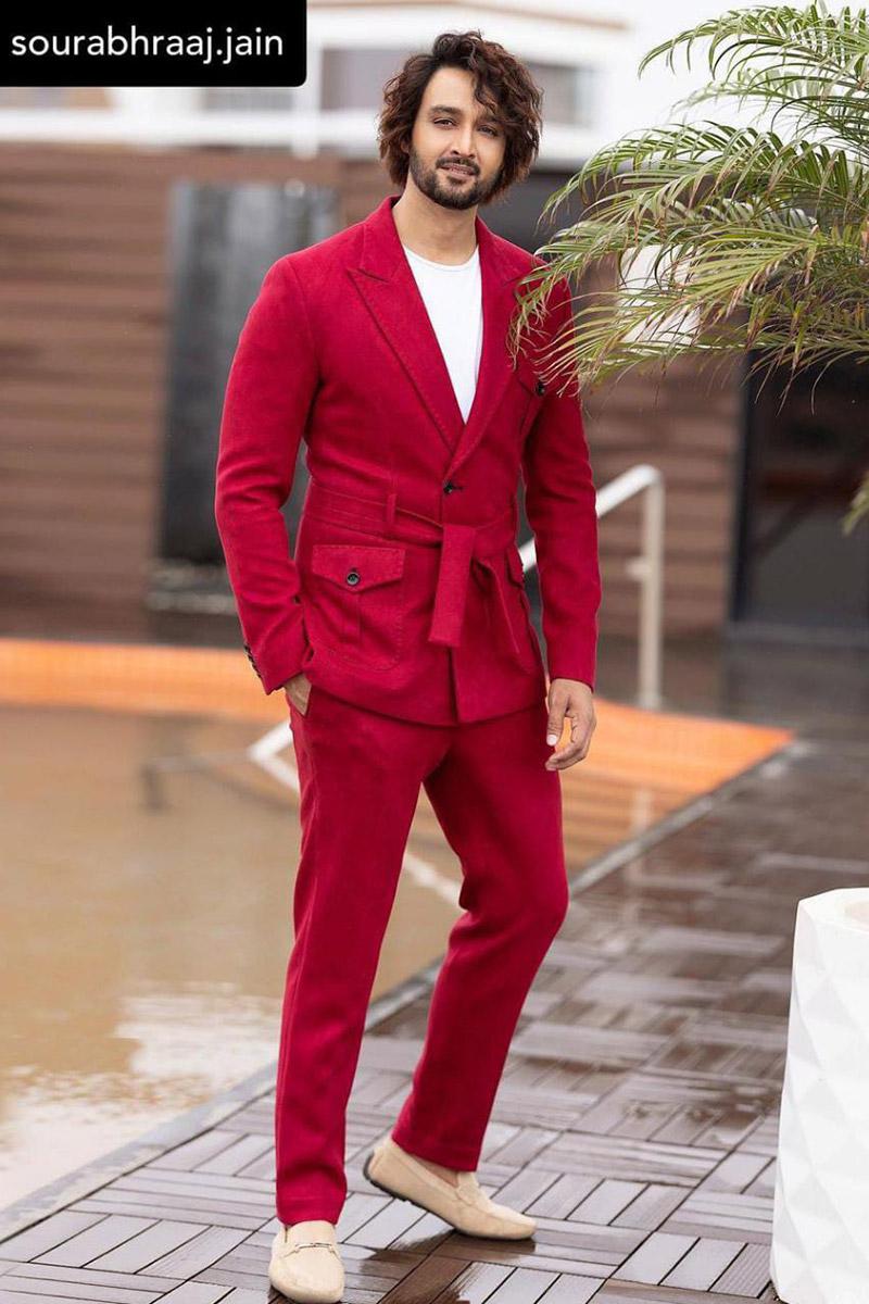 Red Classic 2 piece suit in italian