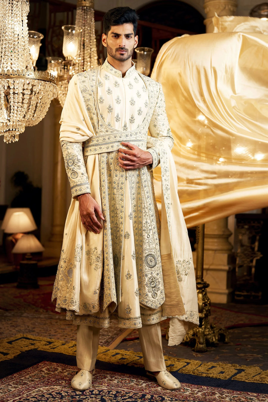 Crème Royal Kali Sherwani Set