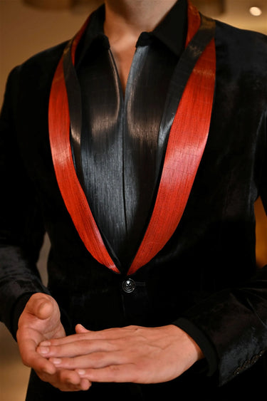 Flowy metallic red & black lapel tux