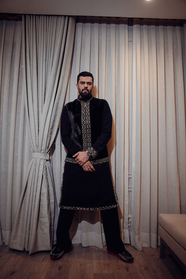Manish Paul in Black Velvet Kurta Waistcoat Set with Mirror & Golden Zari Work