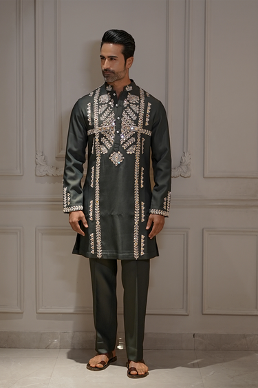 Green Silk Kurta with Mirror and Thread Embroidery - Bharat Reshma