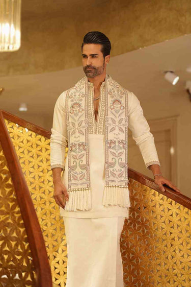 Avadh Heritage Lungi Kurta Stole Set