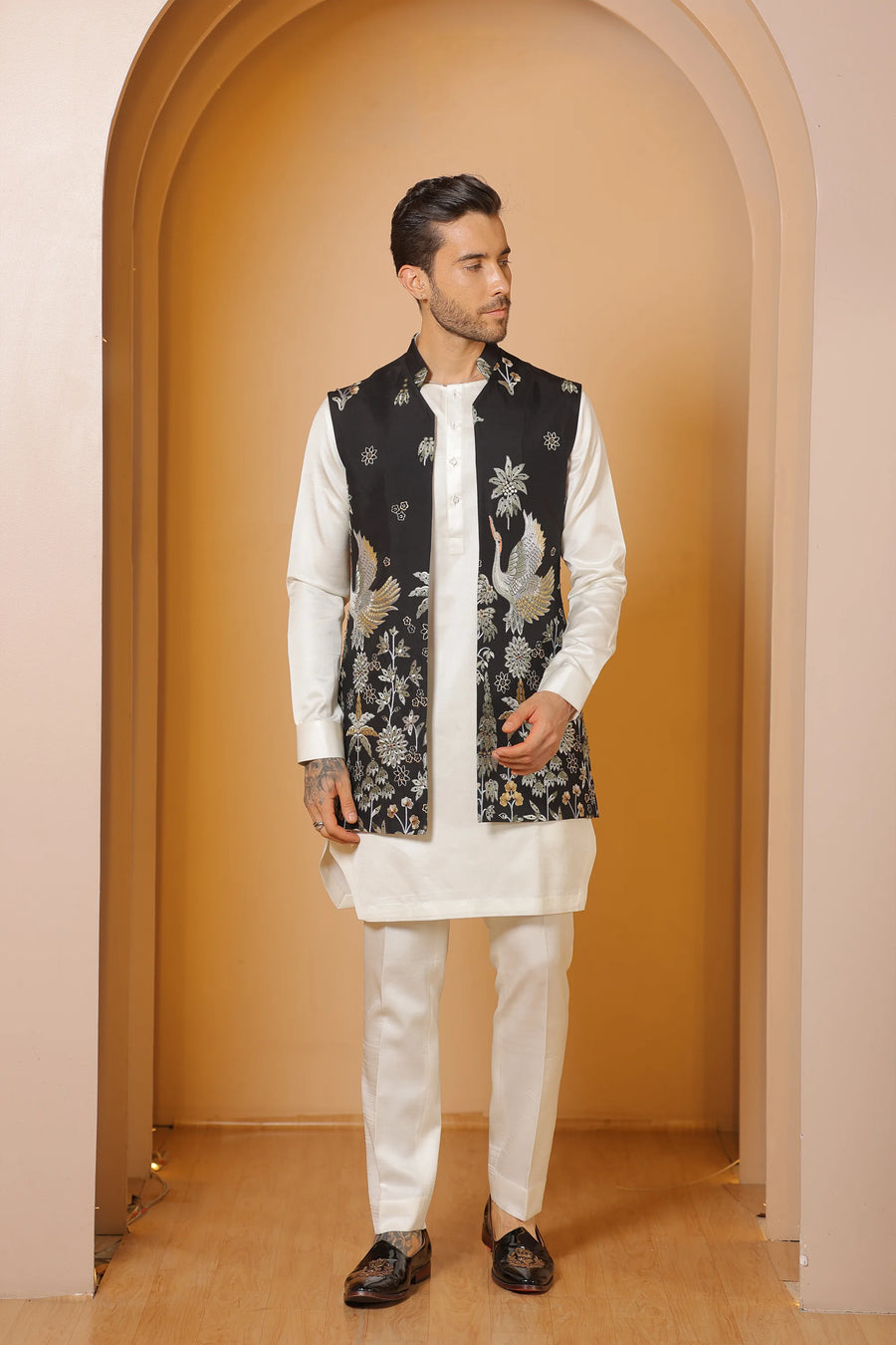 Black jungle majesty bundi kurta set