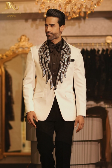 White crystal Embroidered Collar Tuxedo Set
