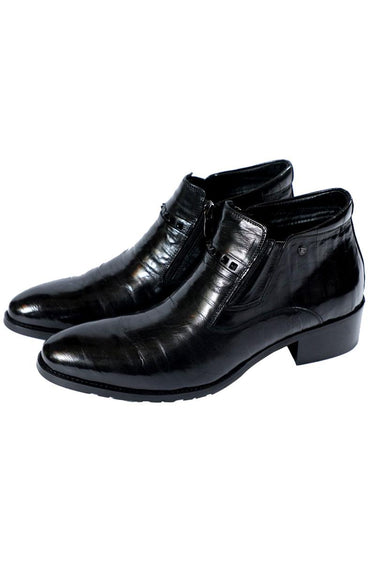 Highbrow Black Bison Boots - Bharat Reshma