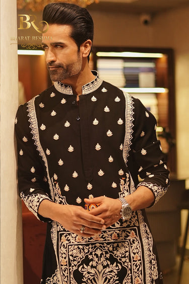 Black Mughal design kurta set - Bharat Reshma