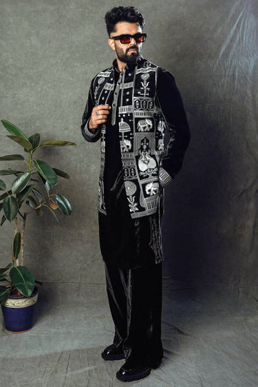 Manish Paul In Our Black Velvet Designer Kurta Set with Resham Work - Bharat Reshma