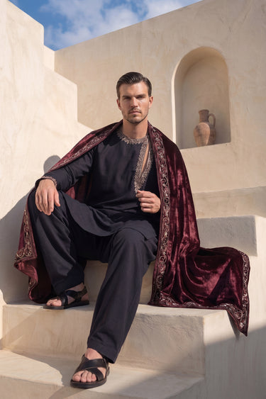 Black Asymmetric Magna Kurta with Regal Crimson Cutdana Velvet Stole